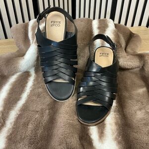 Women's FRYE AND CO. Talia Black Sandals Sz 5M